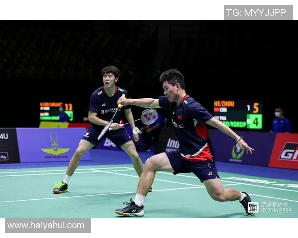 武汉羽毛球队与重庆羽毛球队赛后复盘分析灵活性表现与战术对比