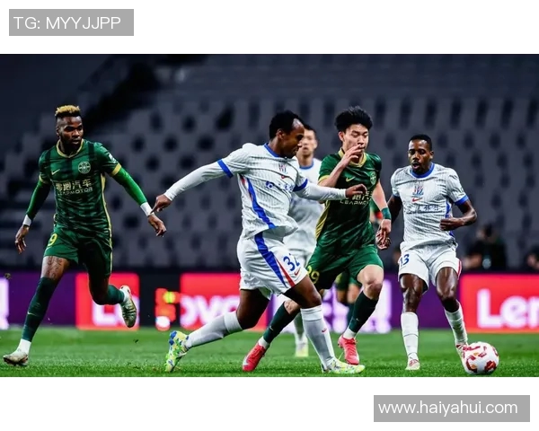 浙江足球明星汇聚一堂本土球员璀璨星光闪耀赛场 浙江足球明星汇聚一堂本土球员璀璨星光闪耀赛场